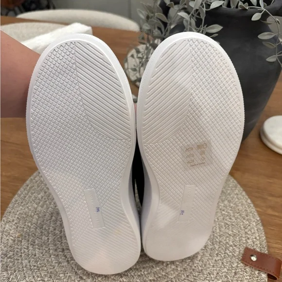 Women’s Rebecca Minkoff Leather Platform Sneakers Black Size 8 NEW - Picture 4 of 4